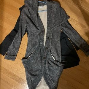 Size medium Rebecca king sweater. Brand new condition $150